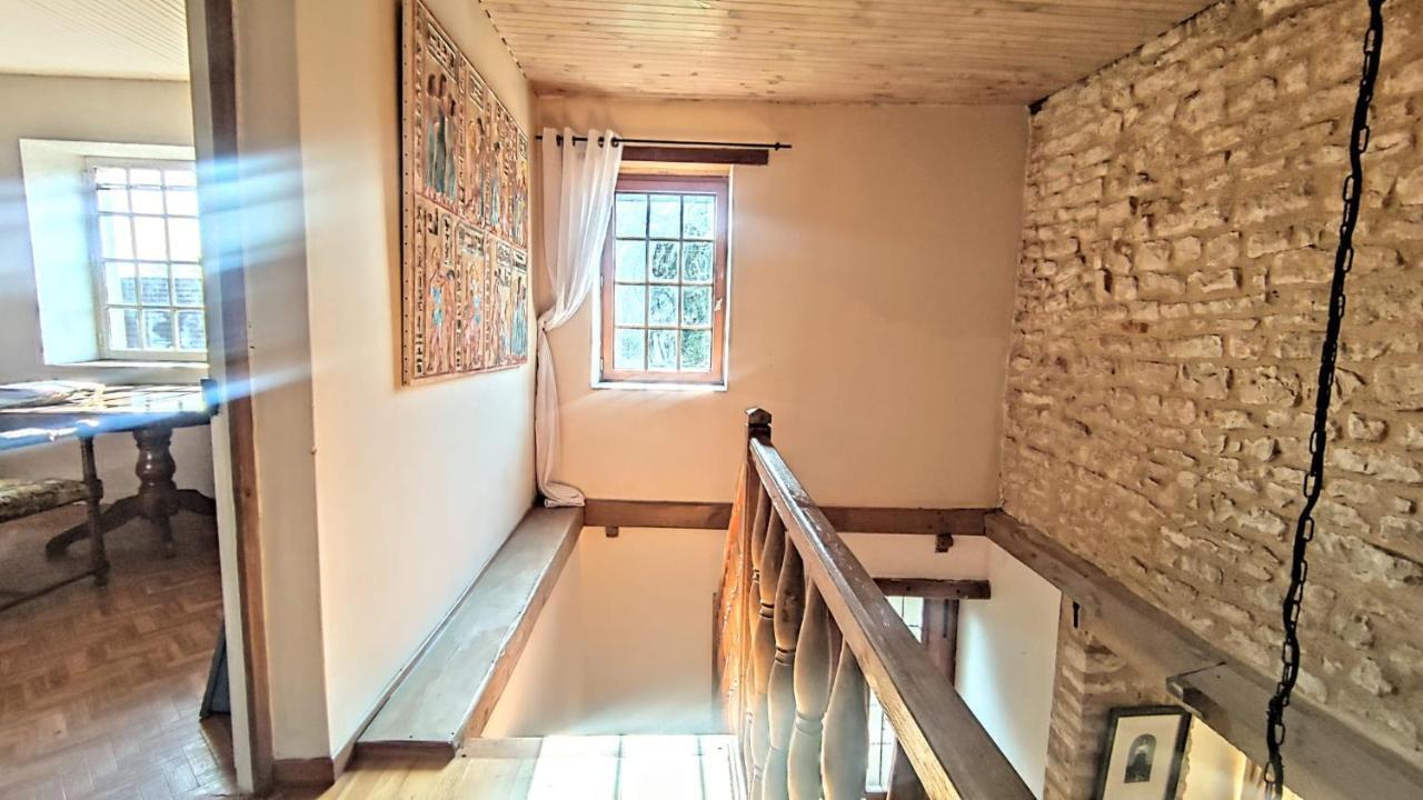 La Maison Bleue Varzy Exterior photo